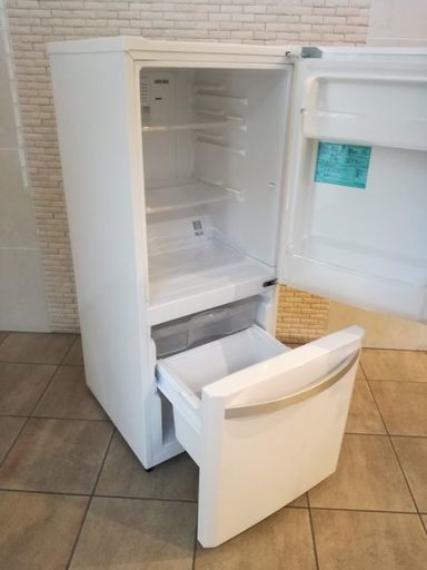 ⬛商談中◼️美品■2016年製■ハイアール HAIER 冷凍冷蔵庫（138L 右開き）JR-NF140K ホワイト