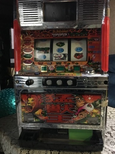 猛獣王 スロットマシン