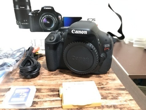 【取引中】Canon EOS kissX5 ダブルズームキット［中古］