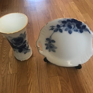 大倉 花瓶と大皿