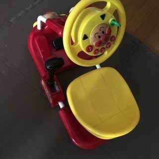 アンパンマン車を運転おもちゃ ドライブ