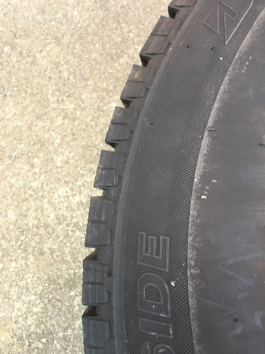 ブリヂストンブリザックREVO GZ 215/70R15 980 スタッドレス  