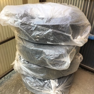 ブリヂストンブリザックREVO GZ 215/70R15 980 スタッドレス エクストレイル使用