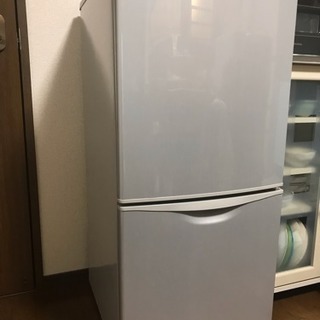 【取引中】冷蔵庫☆National NR-B122J-S形