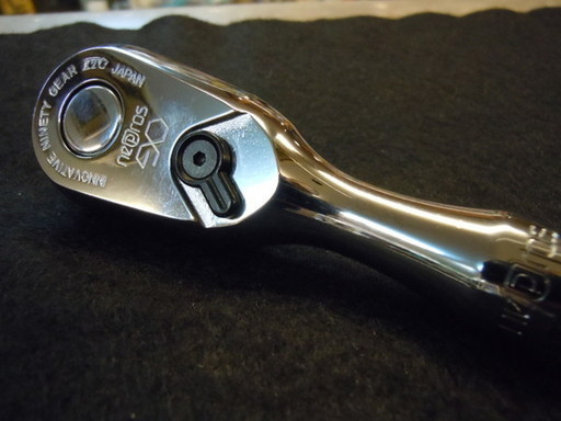 【JR-28】KTC nepros(ネプロス) 9.5sq.ショートラチェットハンドル NBR390S 中古品