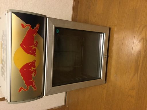 Red Bull 冷蔵庫