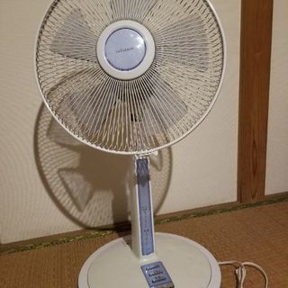 500円　MITSUBISHI 扇風機