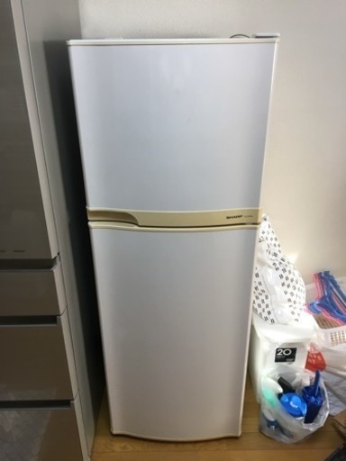 シャープ製 2ドア冷蔵庫