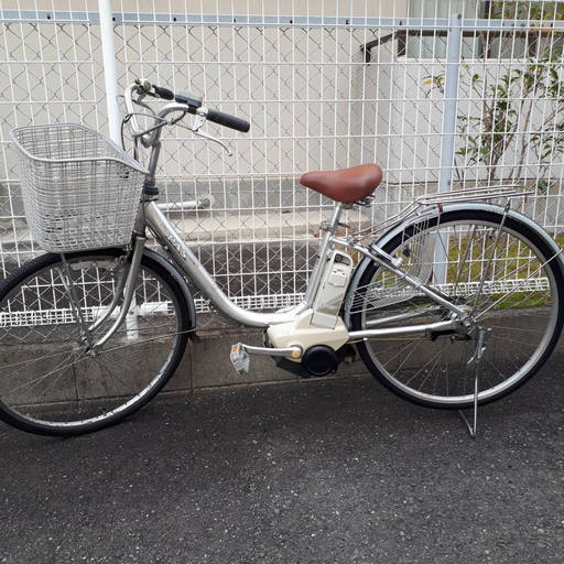 YAMAHA　ヤマハ　New PAS パス　電動アシスト自転車　26インチ　シルバー　中古車