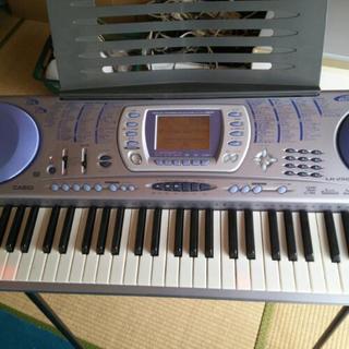 CASIO 電子ピアノLK-250it
