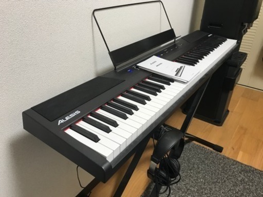 Alesis Recital 電子ピアノ88鍵 スタンド・ヘッドホン付 Amazon.co.jp: Alesis 電子ピアノ 88鍵盤 フルサイズ鍵盤 初心者