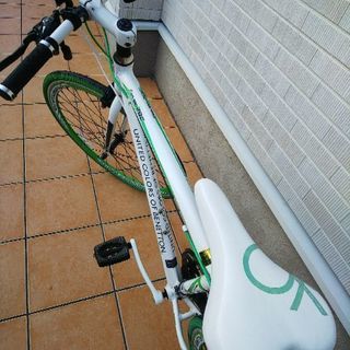 引取のみ　BENETTON クロスバイク FEVER7.0C　3×7速 21速 引取のみ BENETTON クロスバイク FEVER7.0C 3×7速 21速