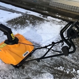 冬前に準備いかがですか？　ハイガー除雪機！  1シーズンのみ使用！