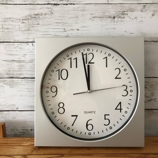 商談中です(_ _)新品★大きなクオーツ壁掛け時計★シックでシンプル！