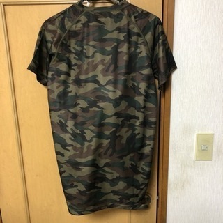 陸上自衛隊迷彩柄 ミリタリー 個人装備 半袖tシャツ 戦闘車 メ...