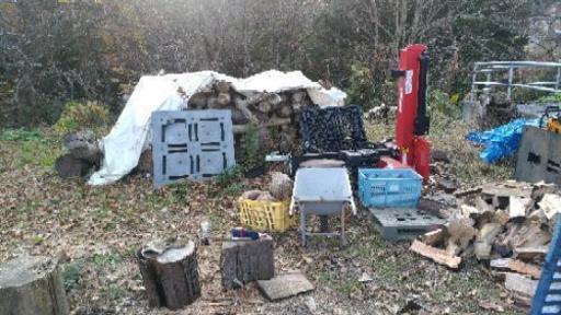 神奈川県近郊の伐採した原木使用の薪、約200Kg
