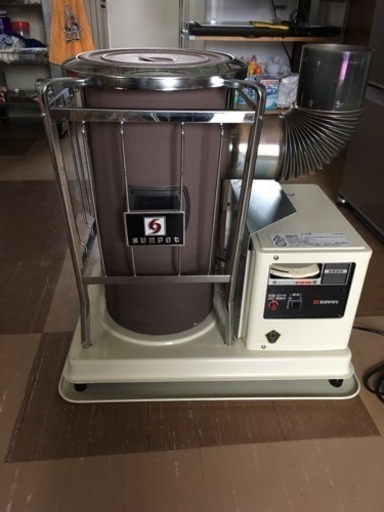 サンポット 石油暖房機 2019年製 KSH-10BS-K7 中央設置型 煙突ストーブ