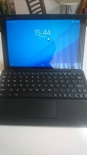 Xperia　Z4タブレット＆純正キーボードセット