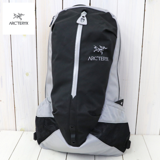 ［新品未使用］ARC'TERYX arro22 アークテリクス アロー22　シルバー