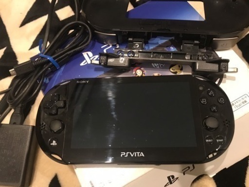 ＰＳＶＩＴＡ PCH-2000 ｱﾀｯﾁﾒﾝﾄ付