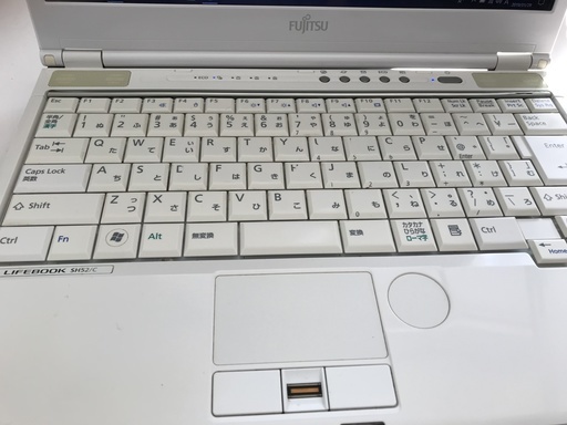 富士通：LIFE BOOK SH52/C : 4GB : HDD 640GB - ノートパソコン