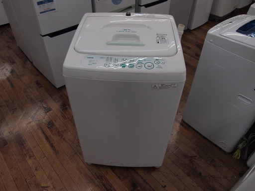 【2011年製】ＴＯＳＨＩＢＡの全自動洗濯機！