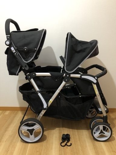 【相談中】日本育児 縦型二人乗りベビーカー　Twin Pram 　生後1か月から使用可能