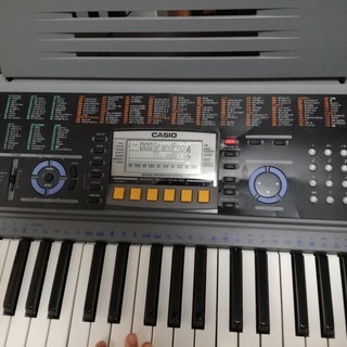 CASIO　電子ピアノ　CTK-601　美品　