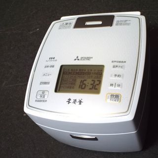 ジャンク品 三菱 5.5合 本炭釜 IH炊飯器 NJ-VW109 2018年製 Amazon | 三菱 IHジャー炊飯器（5.5合炊き） 黒銀蒔MITSUBISHI