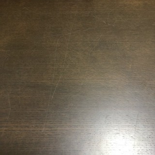 3年使用、テーブルはニトリ、椅子はカリモク