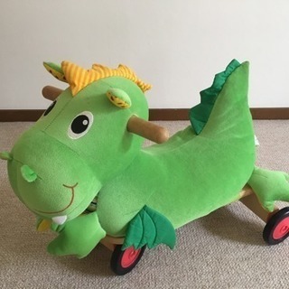 空飛ぶドラゴン 乗用玩具  四輪車 定価15,000円