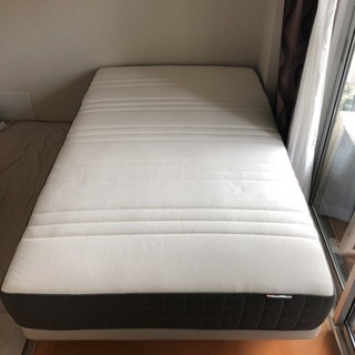 IKEA セミダブル ベッド&マットレス