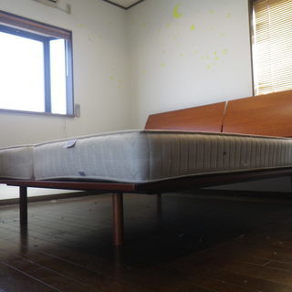 ■配達可■イタリア高級家具 flou社 フルー VANJA シングルベッド×2　(約キングサイズ)