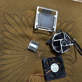 パソコンの部品まとめ売りします。