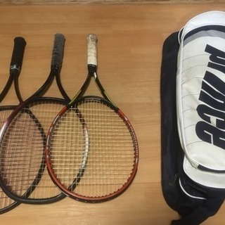 テニスラケットとラケットバッグあげます
