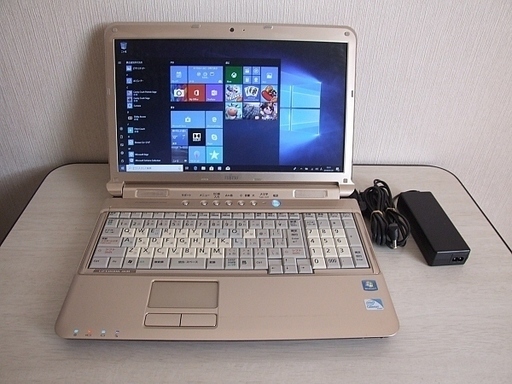 高速SSD240GB搭載　LIFEBOOK AH/R4 ノートパソコン　タッチパネル