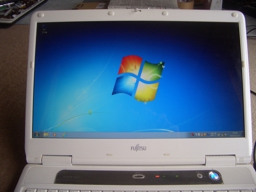 Windows7  FMV-BIBLO NF/E30   すぐに使用できます