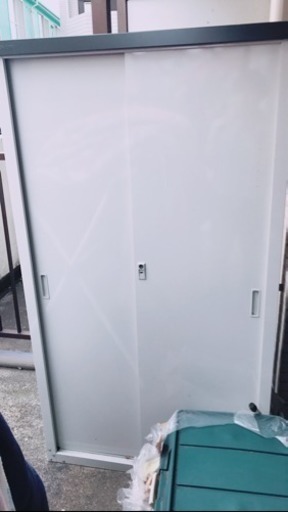 ベランダ物置