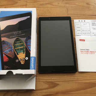 タブレット Lenovo TAB3