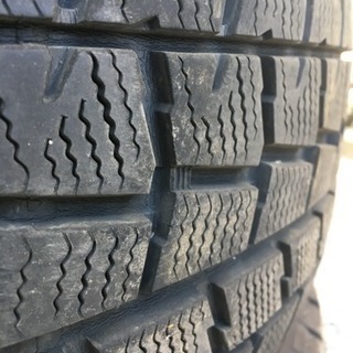 【値下げ】DUNLOPスタッドレスタイヤ16インチ4本