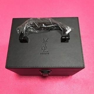 YSL イブサンローラン 小物入れ(こちら決まりました)