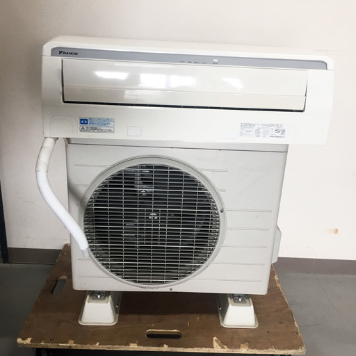 中古☆DAIKIN ルームエアコン F22LTCXS-W 2010年製