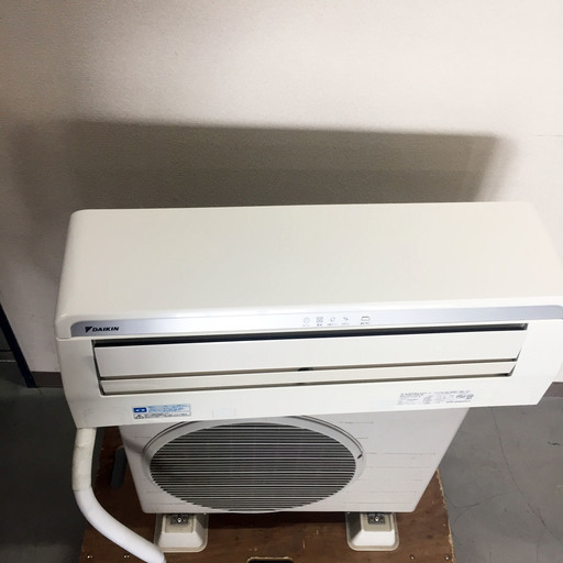 中古☆DAIKIN ルームエアコン F22LTCXS-W 2010年製