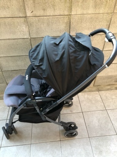 アップリカ ラクーナソファークッション 購入1年以内の美品‼️値下げします⭐️コメントください！