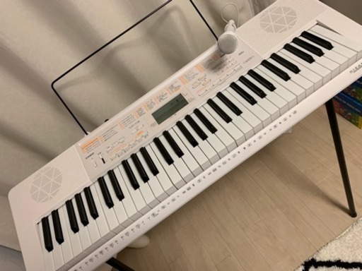 CASIO 光ナビゲーション LK118 スタンド付き 電子ピアノ
