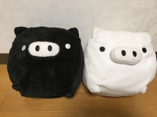 四角いブタぬいぐるみ 白黒セット Nk 高槻のその他の中古あげます 譲ります ジモティーで不用品の処分