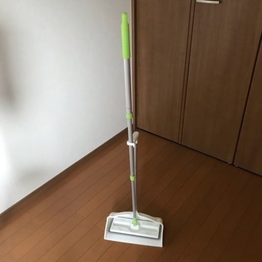 フローリングワイパー フロアワイパー クイックルワイパー チリトリ セット Mogumi 桜井の掃除用具 モップ 雑巾 の中古あげます 譲ります ジモティーで不用品の処分