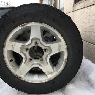 175/80R16 スタッドレスタイヤ 175/80R16 スタッドレスタイヤ
