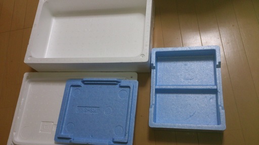 発泡スチロール2個食品保存 釣り等に ルビー 西宮の家庭用品 その他 の中古あげます 譲ります ジモティーで不用品の処分