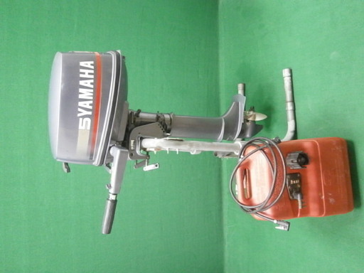 ☆中古品 ヤマハ船外機 ５馬力 5CS-6E3-L 燃料タンク 燃料ホース付き 動作問題無し☆